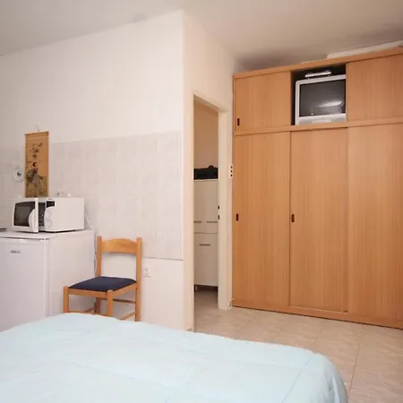 Artatore 8007a Apartman Cunski